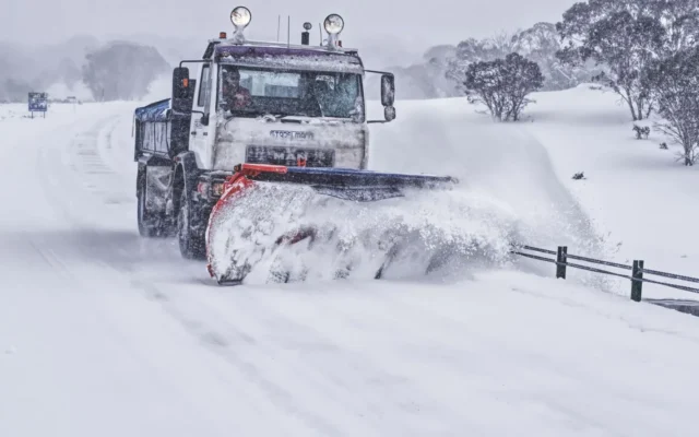 Commercial Snow Removal: Why Businesses Need Professional Services
